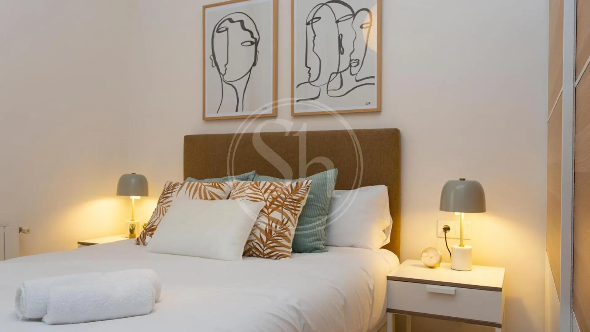Apartment Comodo Piso En Eixample Barcelona