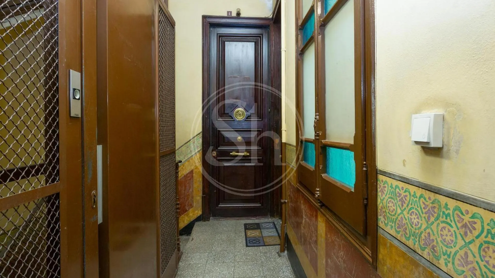 Comodo Piso En Eixample Barcelona 0*,